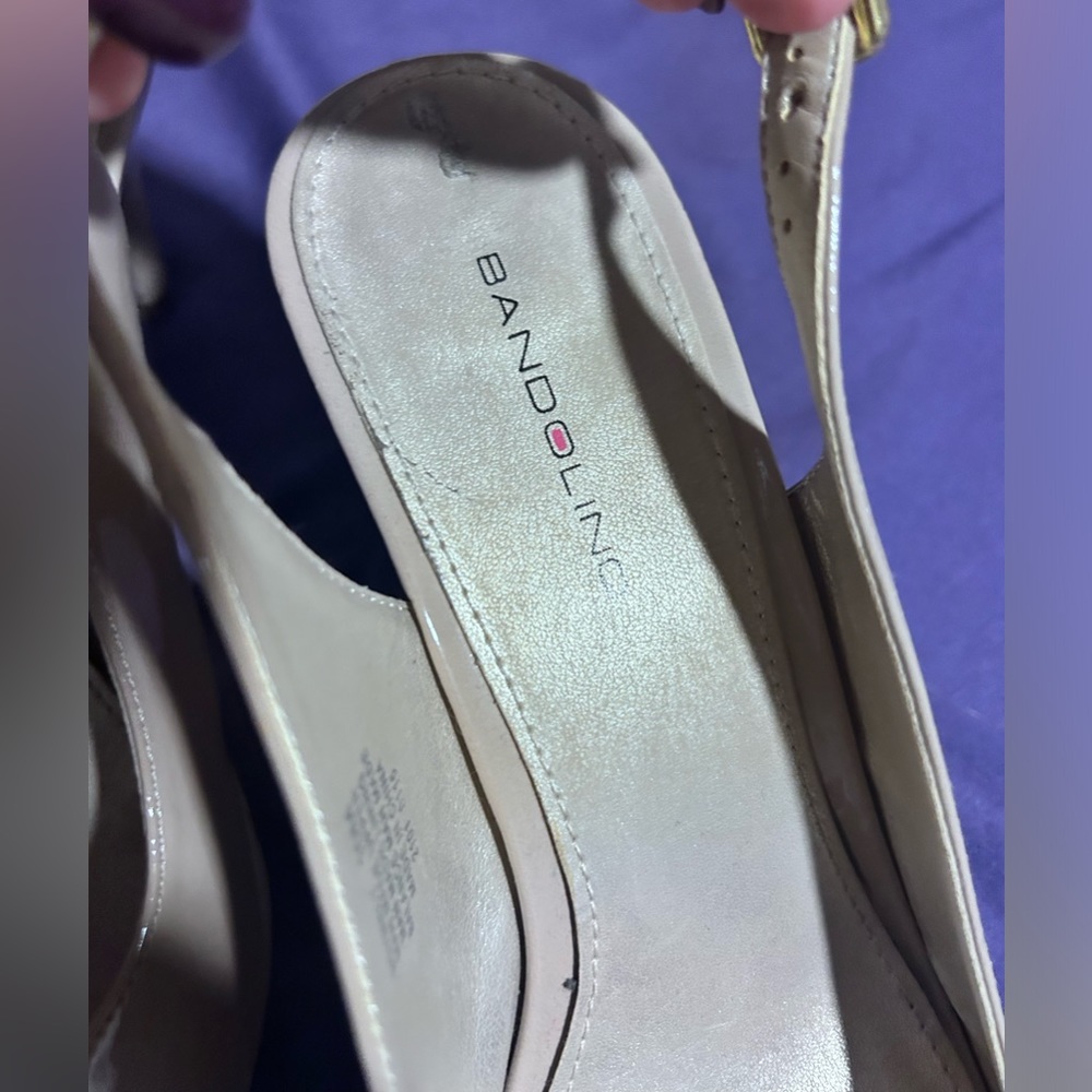 Bandolino Patent Leather Sling Backs - Picture 2 of 8